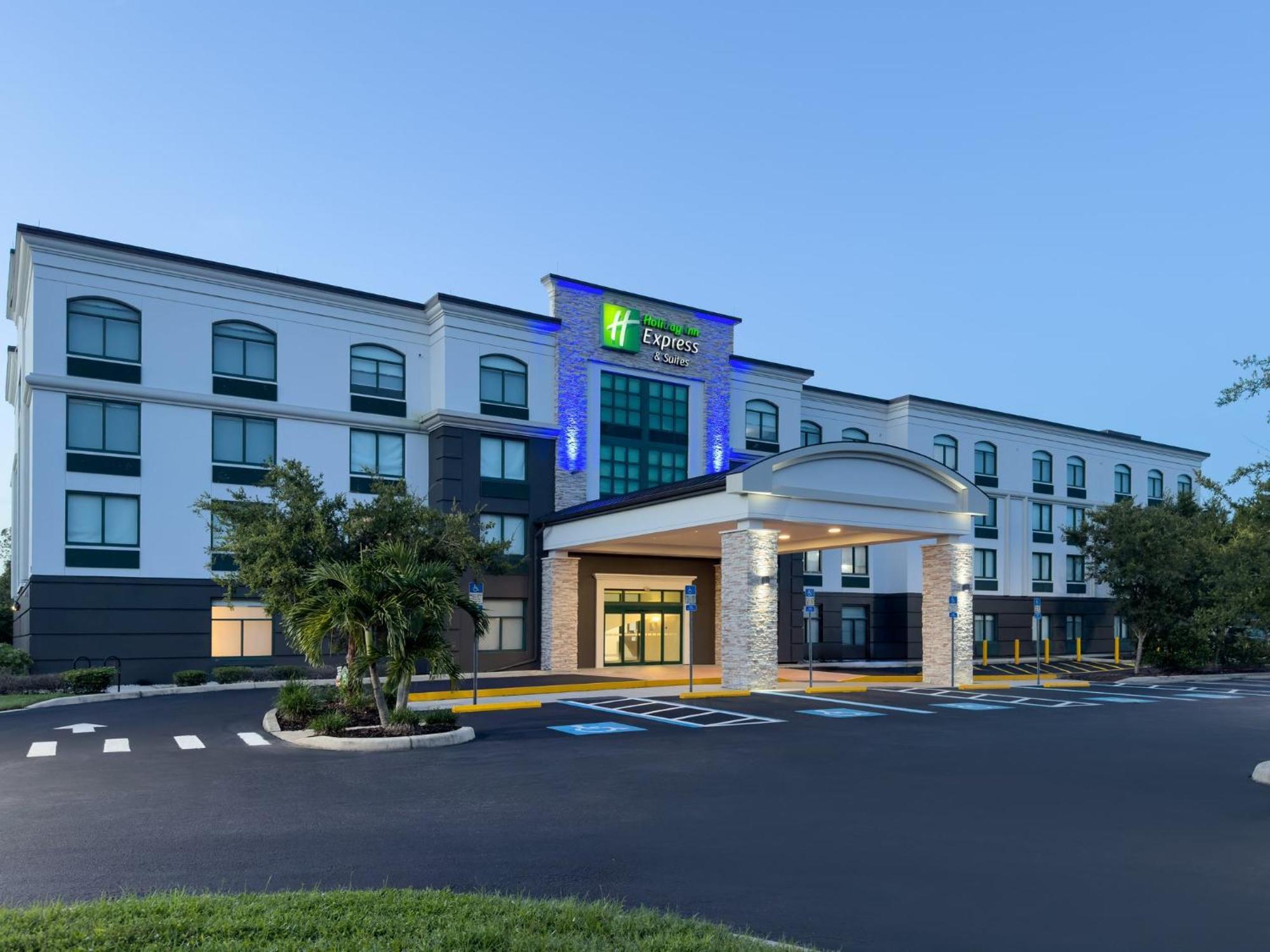 Holiday Inn Express & Suites Bradenton East-Lakewood Ranch By Ihg Εξωτερικό φωτογραφία